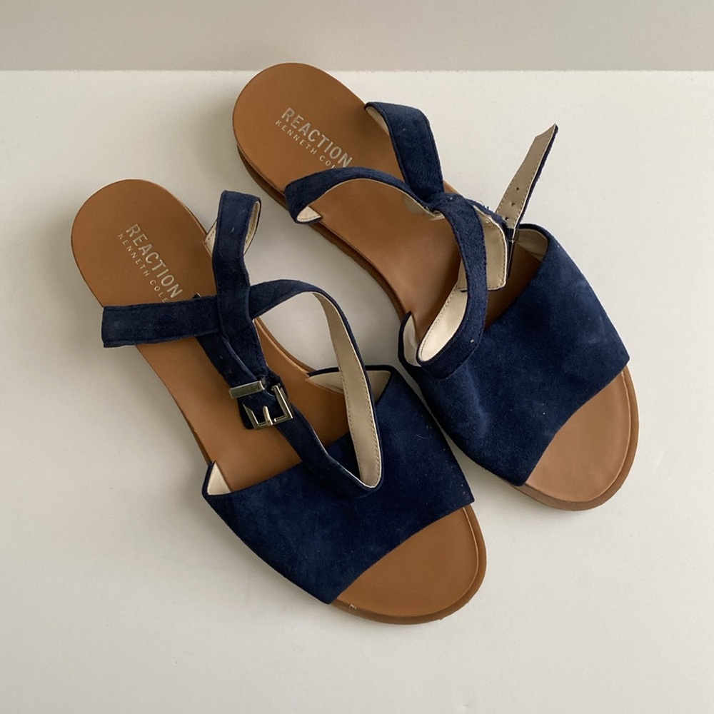 Kenneth Cole Reaction Navy Blue Jolly Leather Upper Suede Sandals Size 10 - Picture 2 of 9